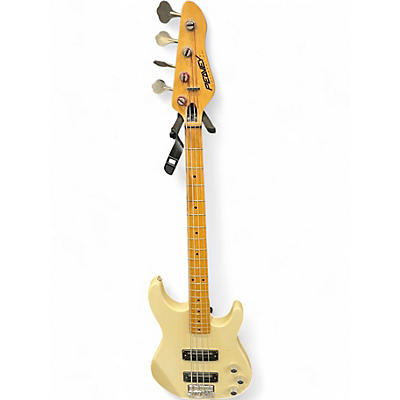 Used Peavey Foundation White Electric Bass Guitar
