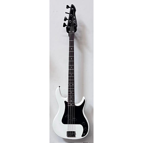 Peavey Used Peavey Fury White Electric Bass Guitar White