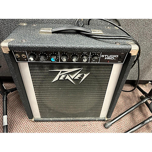 Peavey Used Peavey VYPR X1 Guitar Combo Amp