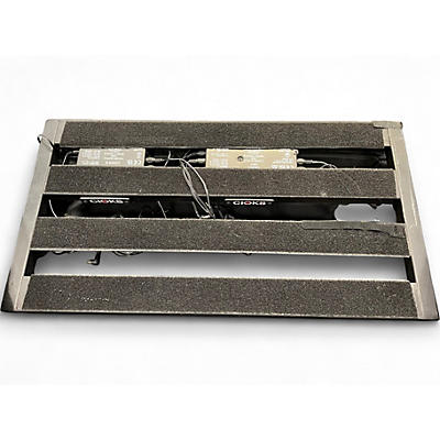 Used Pedaltrain CLASSIC W/CIOSK DC7 AND CIOSK DC 8 POWER SUPPLIES Pedal Board