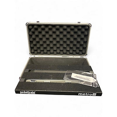 Used Pedaltrain METRO 16 Pedal Board