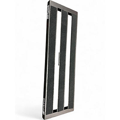 Used Pedaltrain METRO 24 Pedal Board