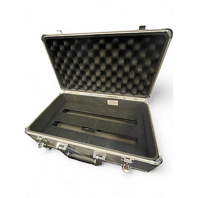 Used Pedaltrain Metro 16 Pedal Board