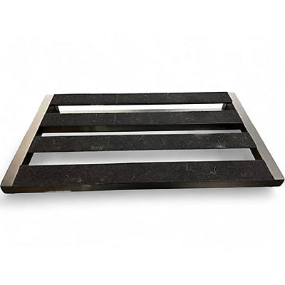 Used Pedaltrain classical 1 Pedal Board