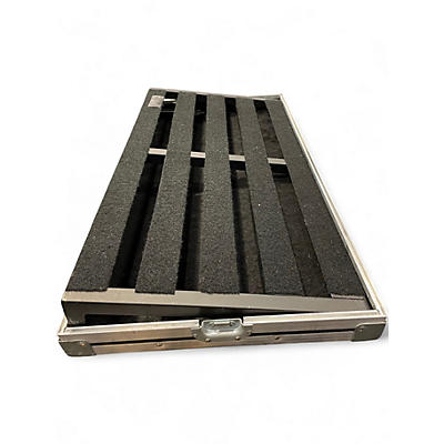 Used Pedaltrain pedaltrain pro with custom case Pedal Board