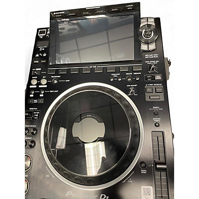 Used Pioneer DJ CDJ3000 W/ODYSSEY ROADCASE DJ Controller