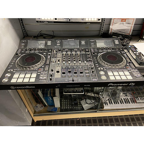 Pioneer DJ Used Pioneer DJ DDJRZX DJ Controller