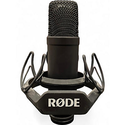 Used RODE NT1 Recording Bundle