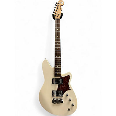 Used Reverend descent baritone White Baritone Guitars