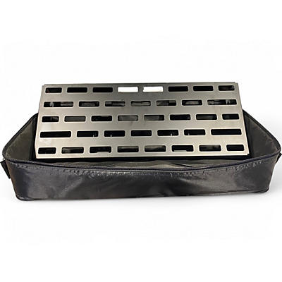 Used RockBoard TRES 3.2 Pedal Board