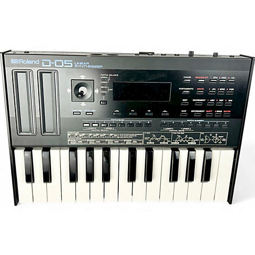 Roland Used Roland D-05 Synthesizer