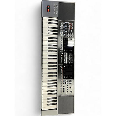 Used Roland EA7 Arranger Keyboard