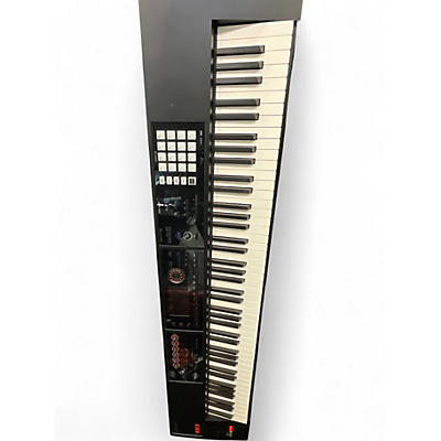 Used Roland FA08 Keyboard Workstation