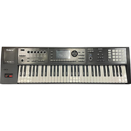 Used Roland Fantom 06 Keyboard Workstation