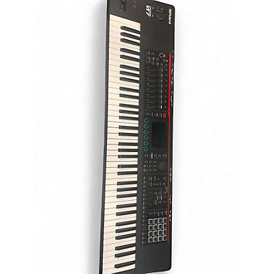 Used Roland Fantom 07 Keyboard Workstation