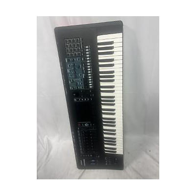 Roland Used Roland Fantom 6 Keyboard Workstation