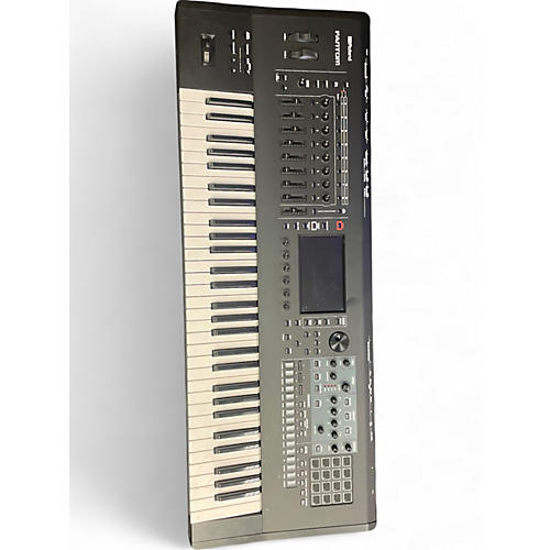 Used Roland Fantom 6 Keyboard Workstation