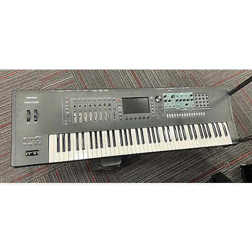 Roland Used Roland Fantom 7 Keyboard Workstation