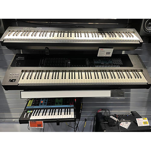 Roland Used Roland Fantom 8 Keyboard Workstation