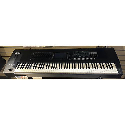 Roland Used Roland Fantom 8 Keyboard Workstation