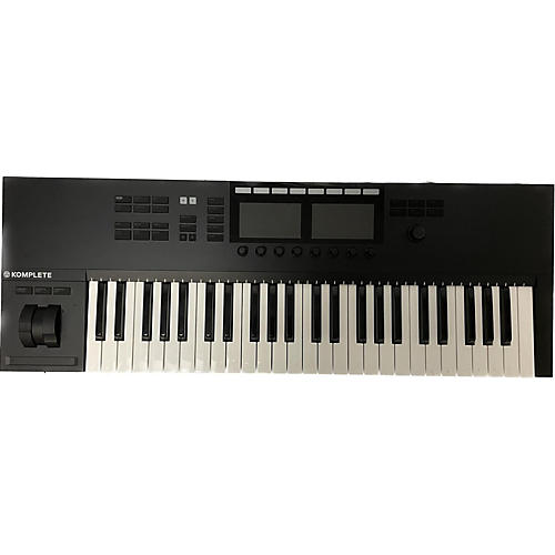 Roland Used Roland Fantom 8 Keyboard Workstation