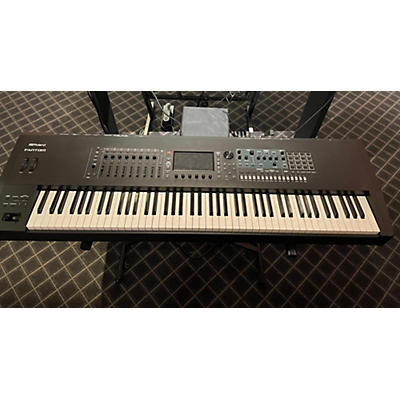 Roland Used Roland Fantom 8 Keyboard Workstation