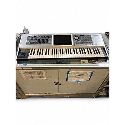 Used Roland Fantom G6 61 Key Keyboard Workstation