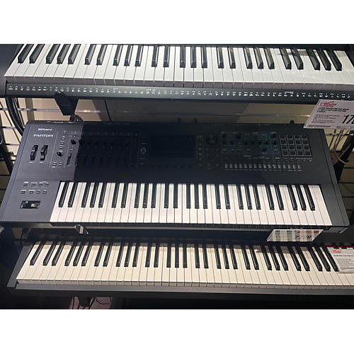 Roland Used Roland Fantom G7 76 Key Keyboard Workstation