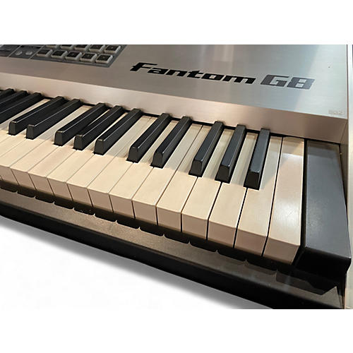 Roland Used Roland Fantom G8 88 Key Keyboard Workstation