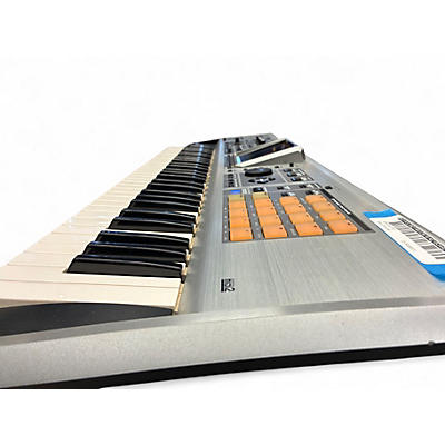 Used Roland Fantom X6 Keyboard Workstation