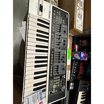 Roland Used Roland Gaia SH01 37 Key Synthesizer