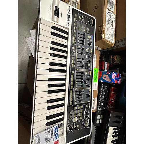 Roland Used Roland Gaia SH01 37 Key Synthesizer