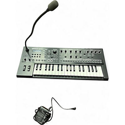 Used Roland JDXI Synthesizer