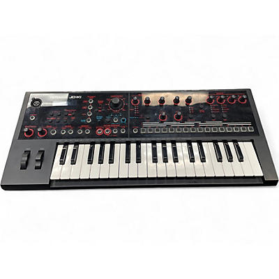 Used Roland JDXi Synthesizer