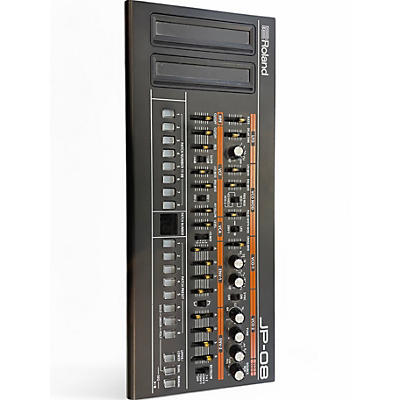 Used Roland JP-08 Synthesizer