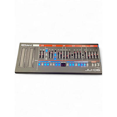 Used Roland JU-06 Synthesizer