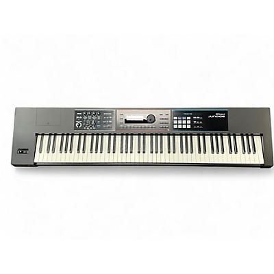 Used Roland Juno DS 88 Stage Piano