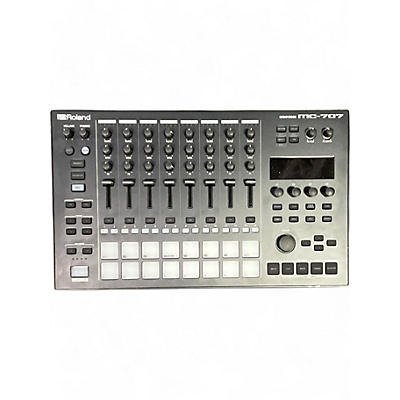 Used Roland MC-707 Groovebox Production Controller