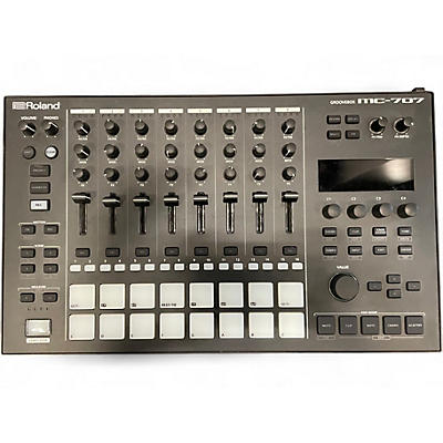 Used Roland MC-707 Groovebox Production Controller