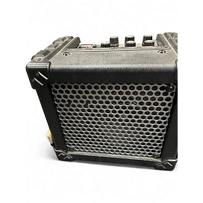 Used Roland MICROCUBE Guitar Combo Amp