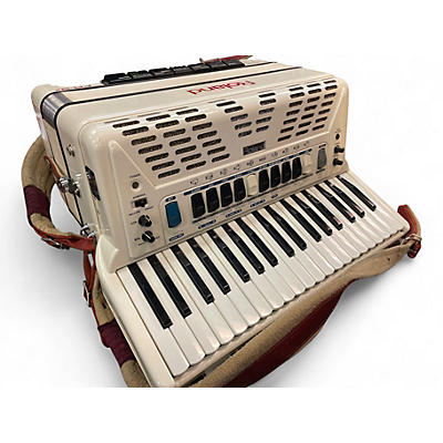 Used Roland fr-3x Accordion