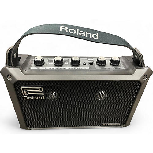 Used Roland mobile cube stereo Guitar Combo Amp