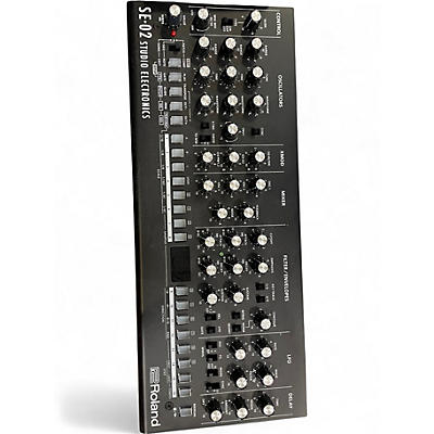Used Roland se02 Synthesizer