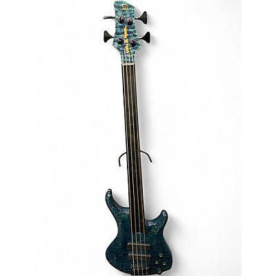 Used Roscoe LG3000 Quilted Blue  Electric Bass Guitar