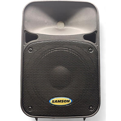 Used Samson auro d208 Powered Speaker