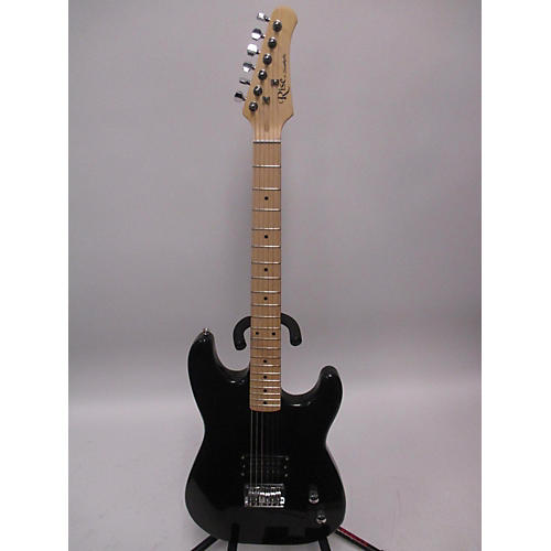 Used Sawtooth Rise Black Electric Guitar Pack