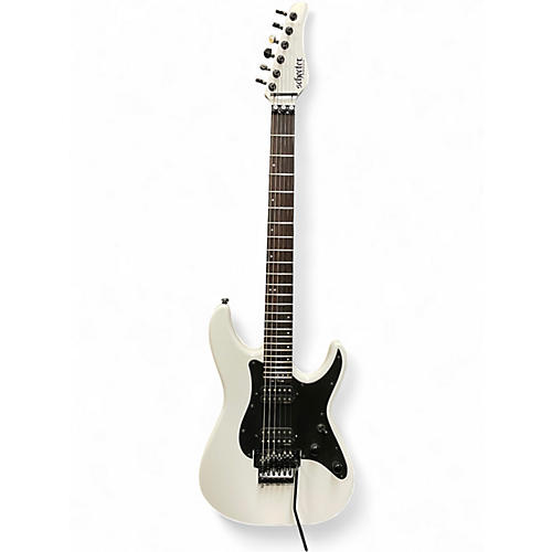 Used Schecter Guitar Research SUNVALLEY SUPER SHREDDER Alpine White Solid Body Electric Guitar Alpine White