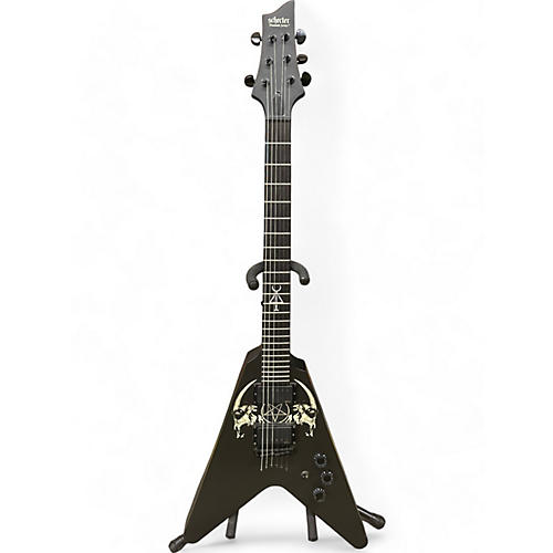 Schecter Guitar Research Used Schecter Guitar Research Signature Sin Quirin V-1 Black Solid Body Electric Guitar Black