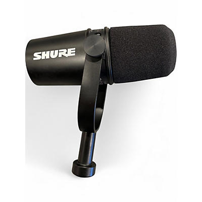 Used Shure MV7 Dynamic Microphone