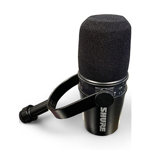 Used Shure MV7 Dynamic Microphone